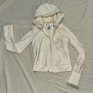 Y2K Vintage Roxy Women's Floral Faux Fur Hooded Jacket (off-white cream)